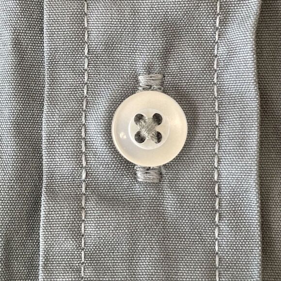 Save Khaki United SKU Button Up Shirt Men Small  Poplin Cotton Long Sleeve $160 - Picture 5 of 8